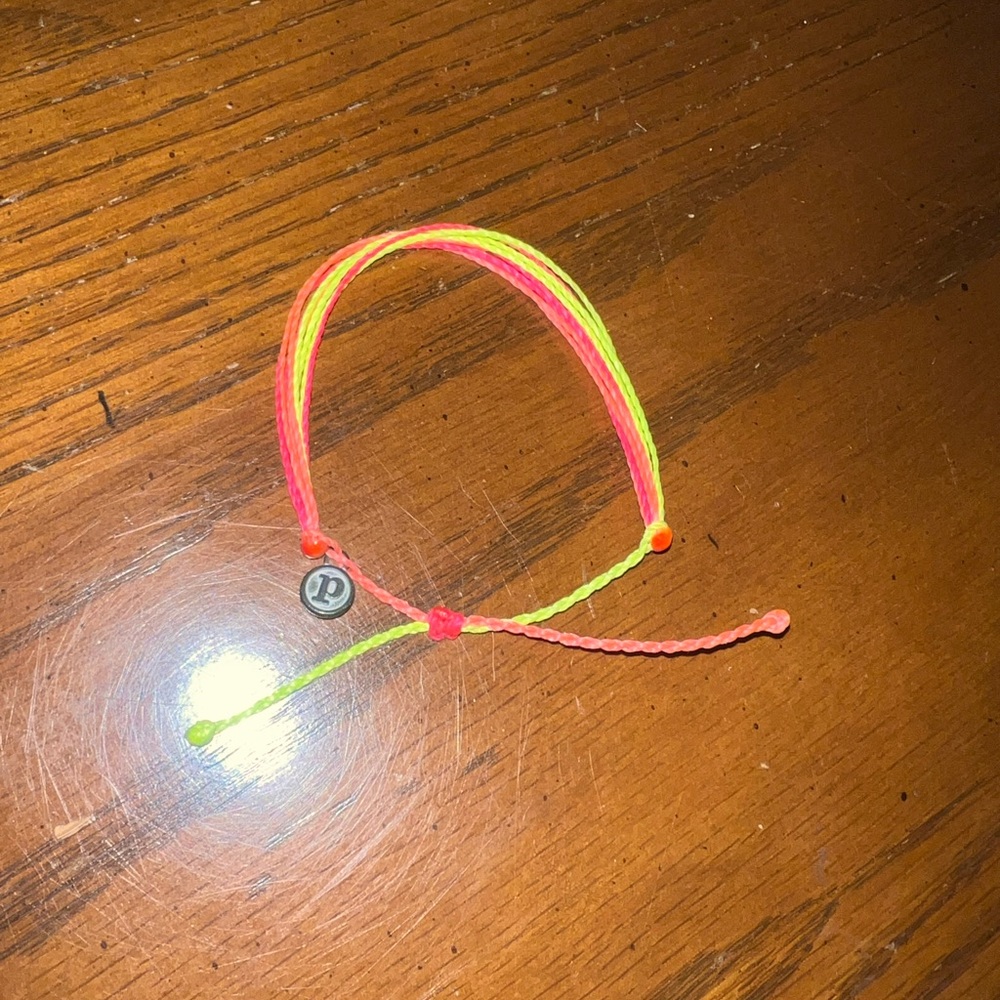 pura vida bracelet